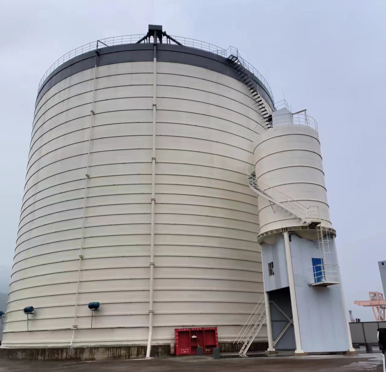 莲湖10万吨水泥钢板库